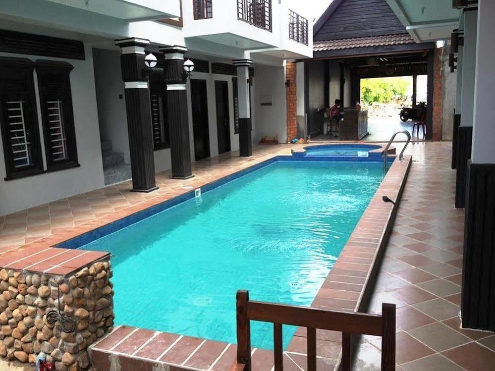 Vibola Guesthouse Kampot Exterior foto